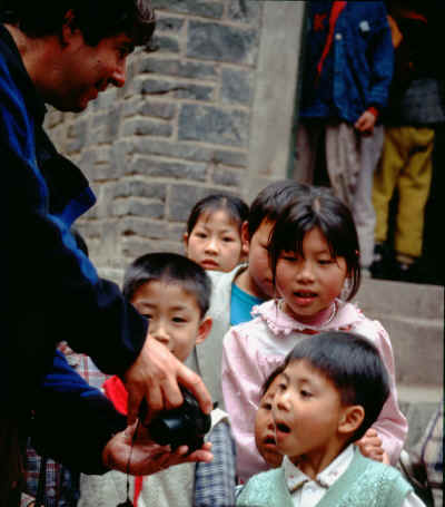 Jon's Digital Camera and Chinese school children