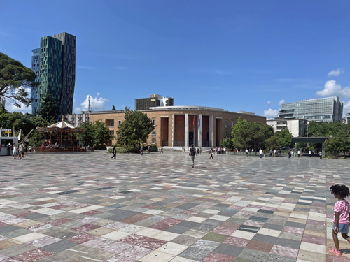 Skanderbeg Square