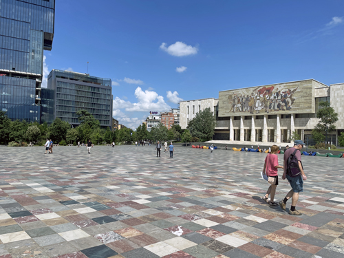 Skanderbeg Square