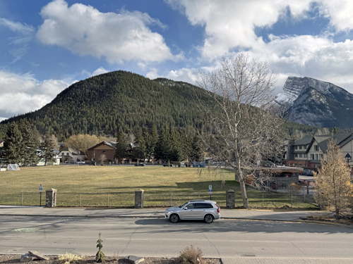 Tunnel Mountain