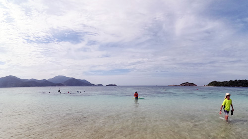 Pulau Lintang Beach