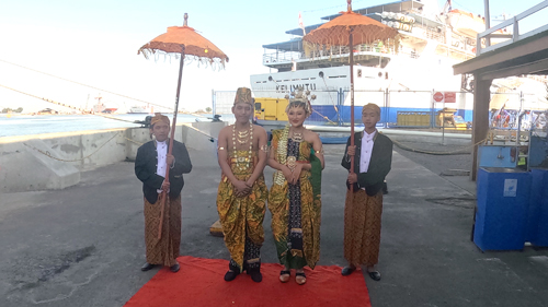 Samarang traditional dance