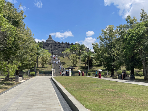 Borobudhur approach