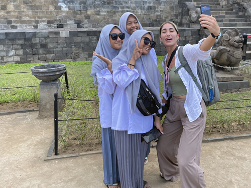 Borobudhur friends