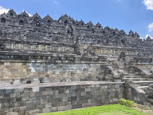 Borobudhur approach