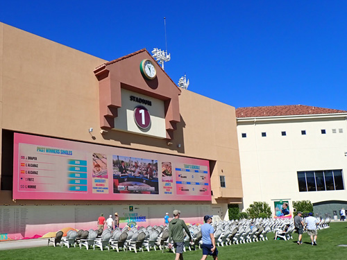 Tennis Garden Big Screen